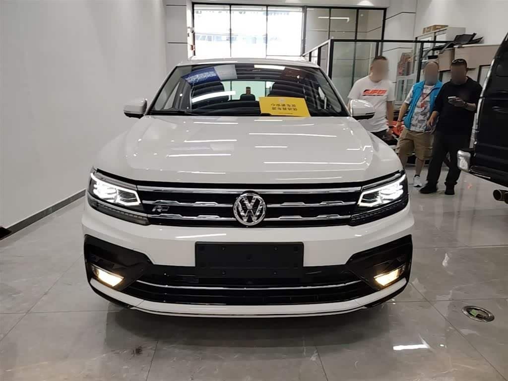 2019 Volkswagen Tiguan L White, 69,600 km, China export – photo 3