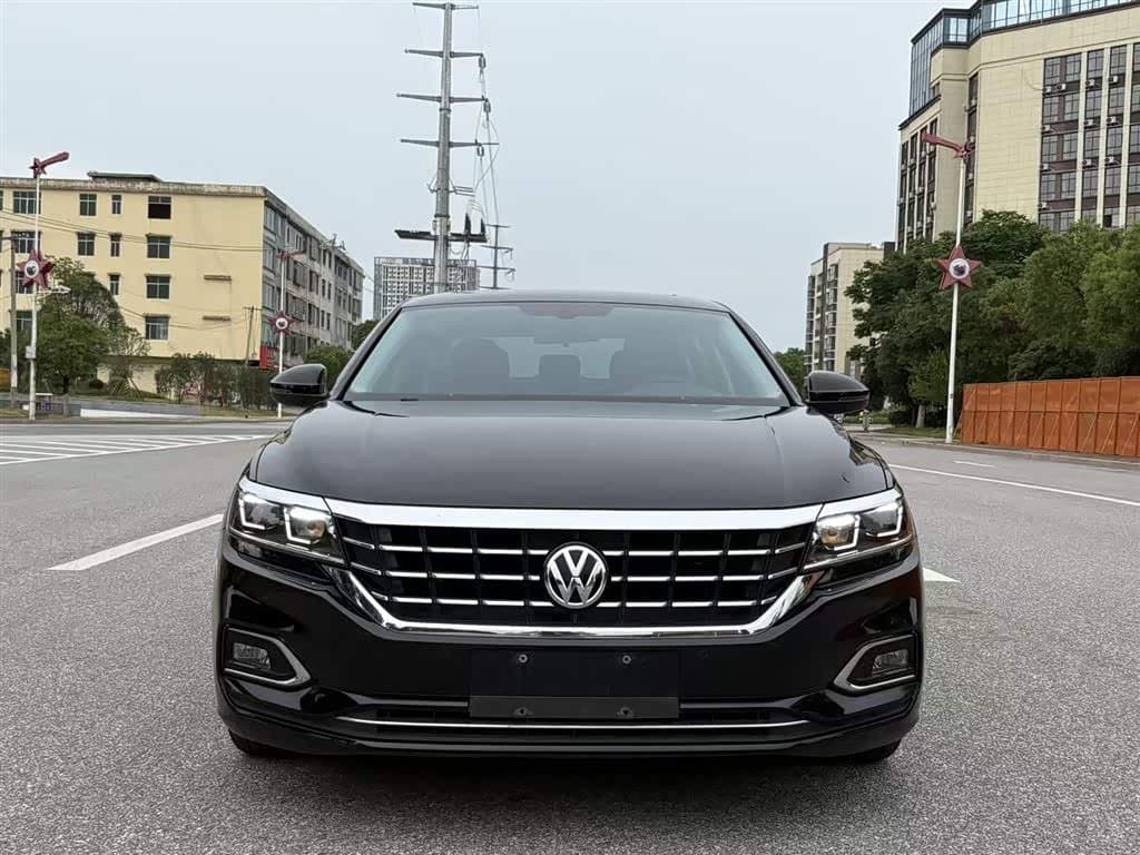 2018 Volkswagen Passat Black, 75,300 km, China export – photo 3