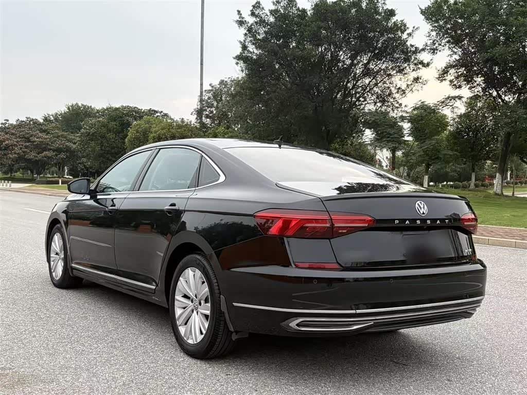 2018 Volkswagen Passat Black, 75,300 km, China export – photo 5