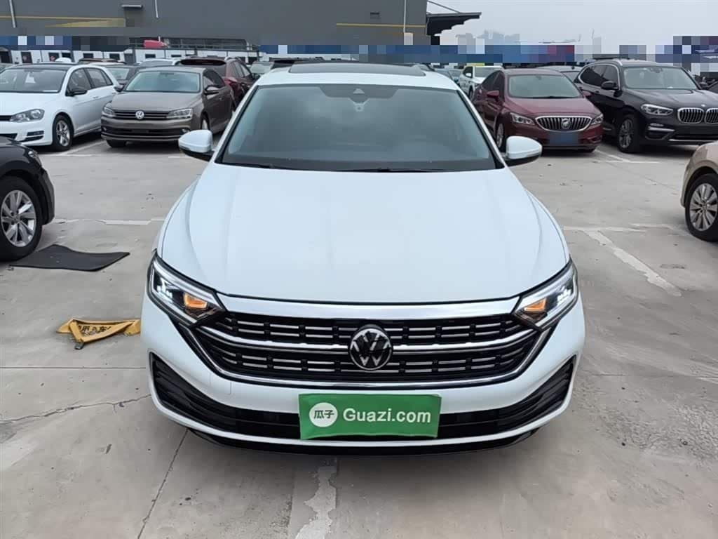2022 Volkswagen Sagitar White, 29,300 km, China export – photo 3