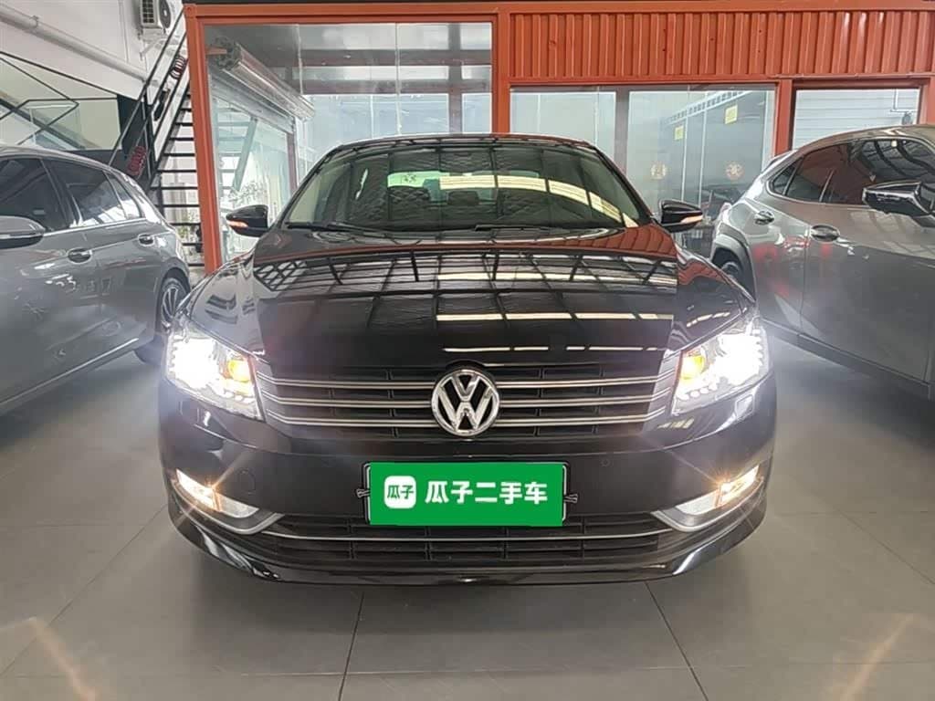 2014 Volkswagen Passat Black, 54,400 km, China export – photo 3