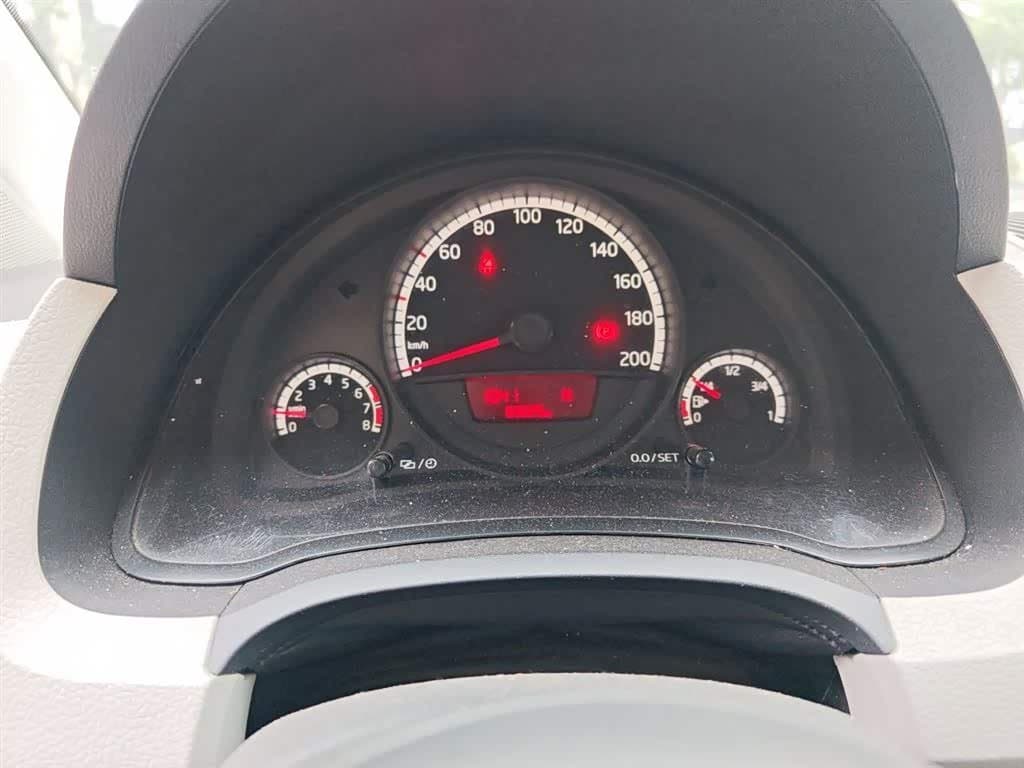 2015 Volkswagen up! White, 83,200 km, China export – photo 4