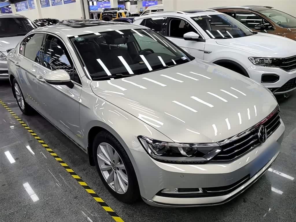 2018 Volkswagen Magotan 银灰色, 33,700 km, China export – photo 4
