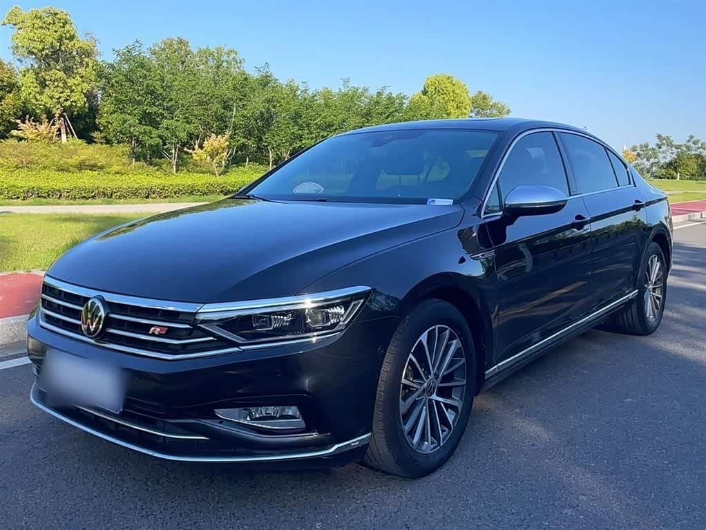 2019 Volkswagen Magotan Black, 36,700 km, China export – photo 1