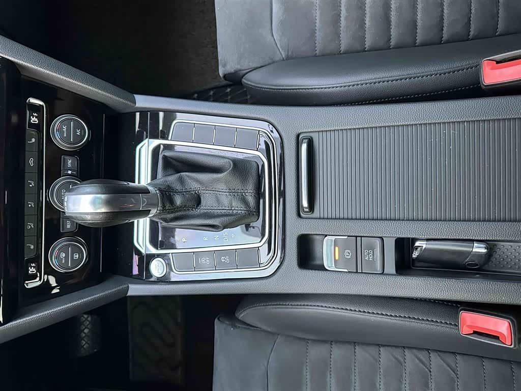 2016 Volkswagen Magotan Black, 72,700 km, China export – photo 7