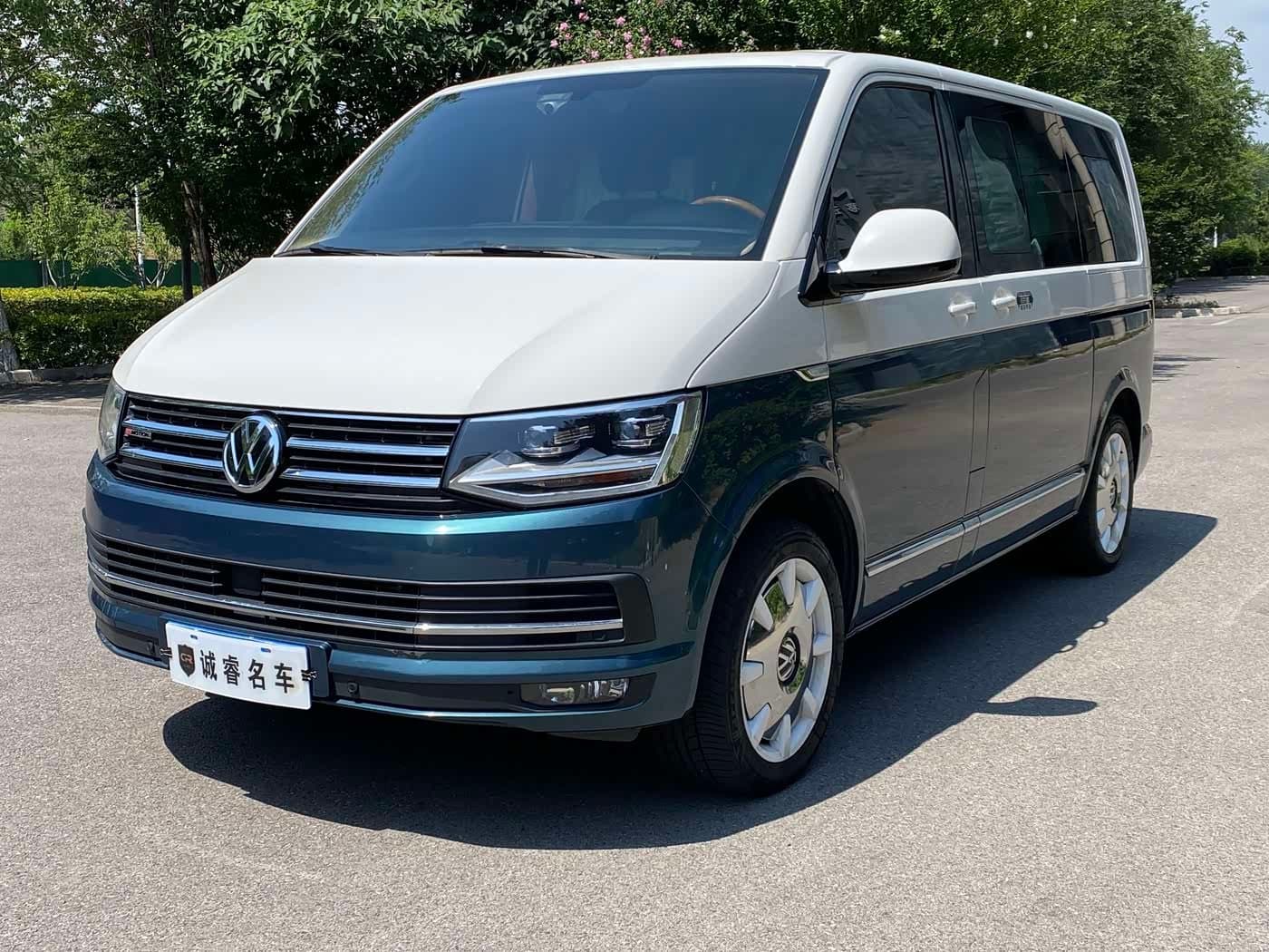 2018 Volkswagen Multivan White, 75,000 km, China export – photo 1
