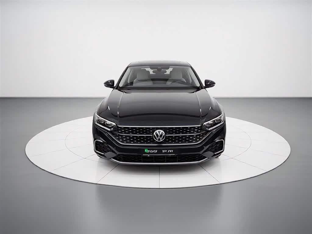 2022 Volkswagen Passat Black, 58,000 km, China export – photo 3