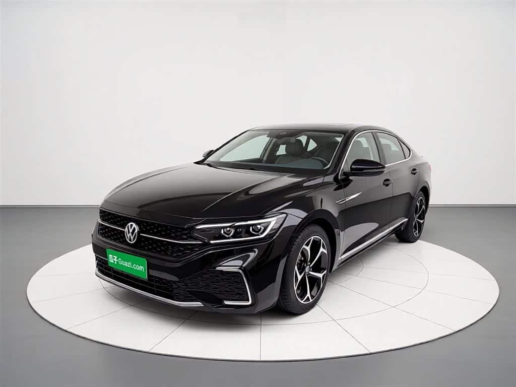 2022 Volkswagen Passat Black, 58,000 km, China export – photo 2