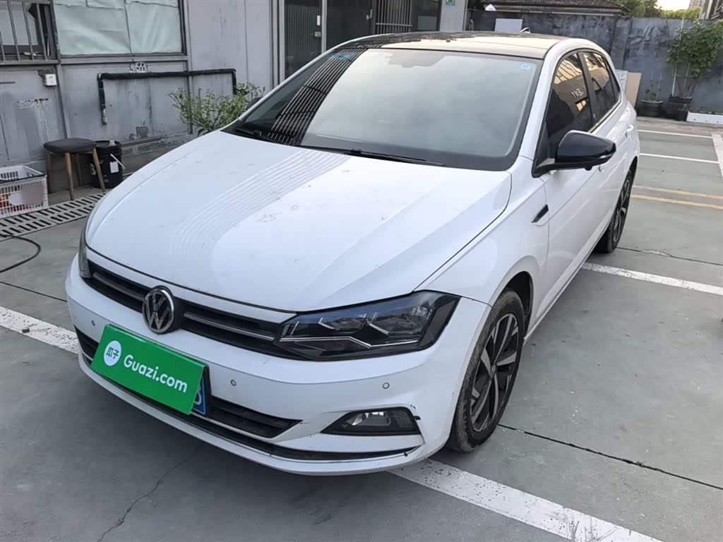 2019 Volkswagen Polo White, 68,500 km, China export – photo 1
