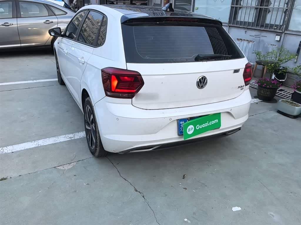 2019 Volkswagen Polo White, 68,500 km, China export – photo 5