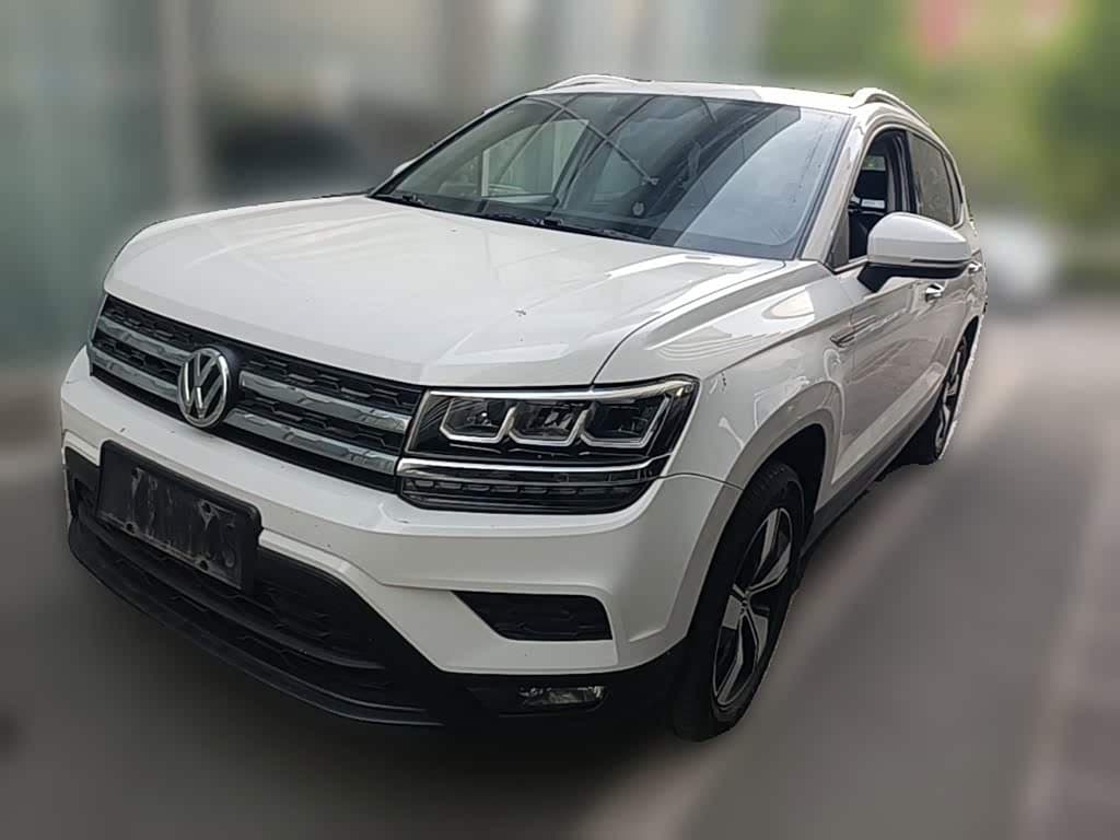 2018 Volkswagen Tharu White, 95,900 km, China export – photo 1