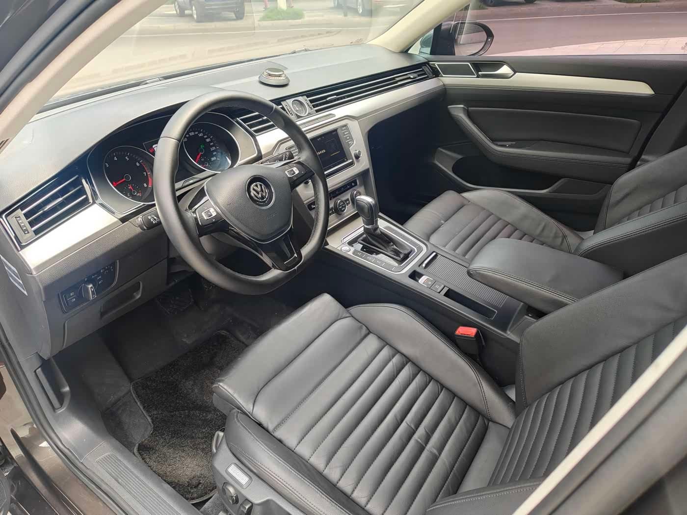 2016 Volkswagen Weilan Champagne, 110,000 km, China export – photo 5
