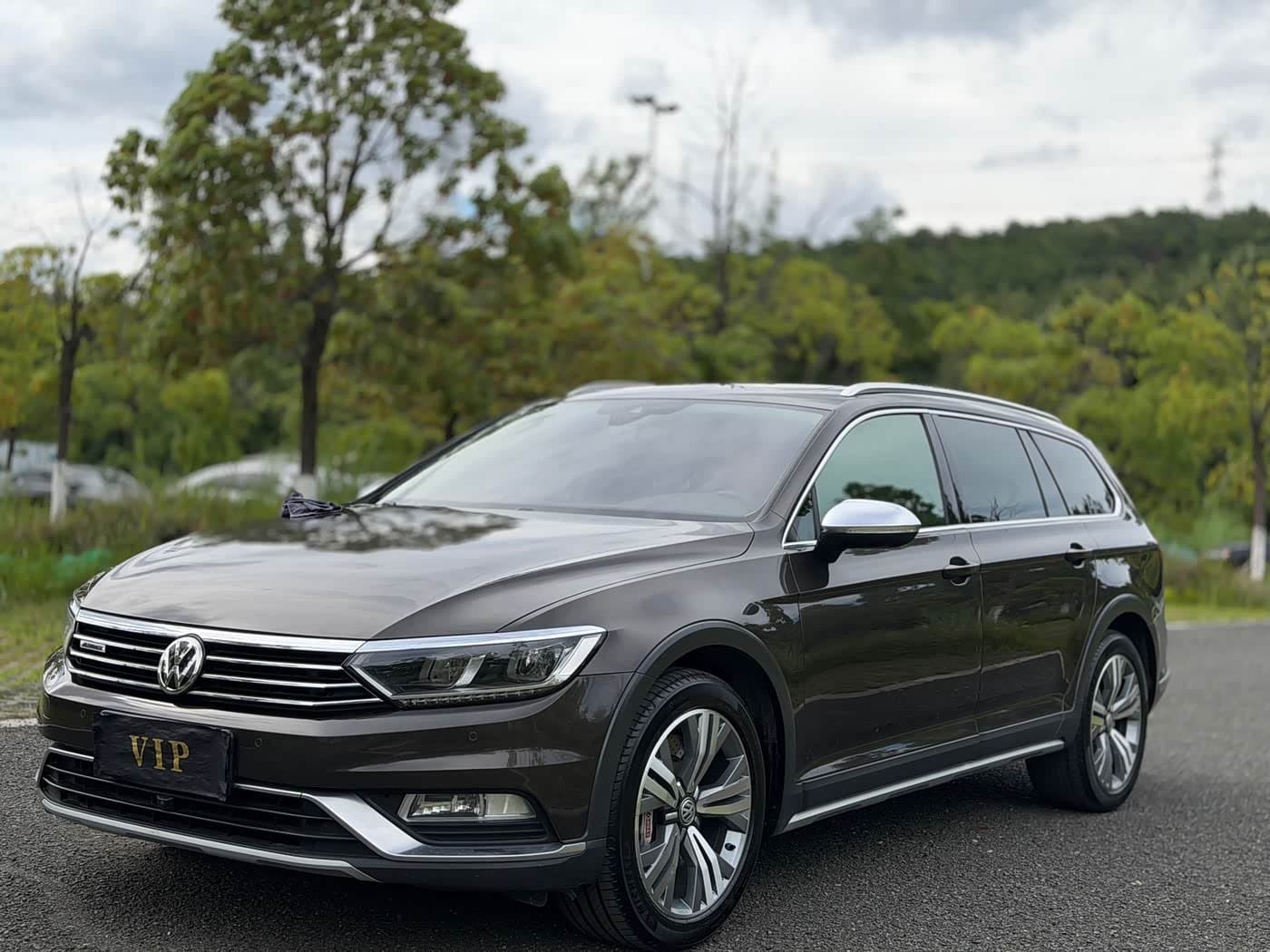 2017 Volkswagen Weilan Champagne, 120,000 km, China export – photo 2