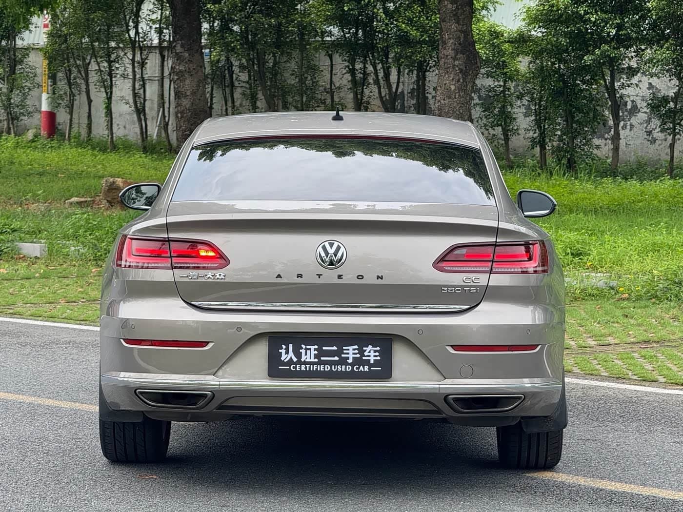 2018 Volkswagen FAW-Volkswagen CC 银灰色, 100,000 km, China export – photo 5
