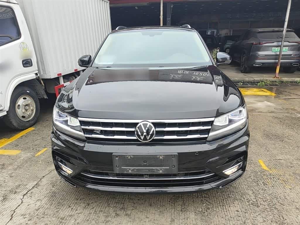2020 Volkswagen Tiguan L Black, 83,700 km, China export – photo 3