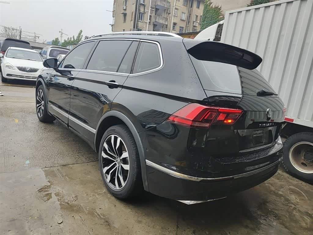 2020 Volkswagen Tiguan L Black, 83,700 km, China export – photo 5