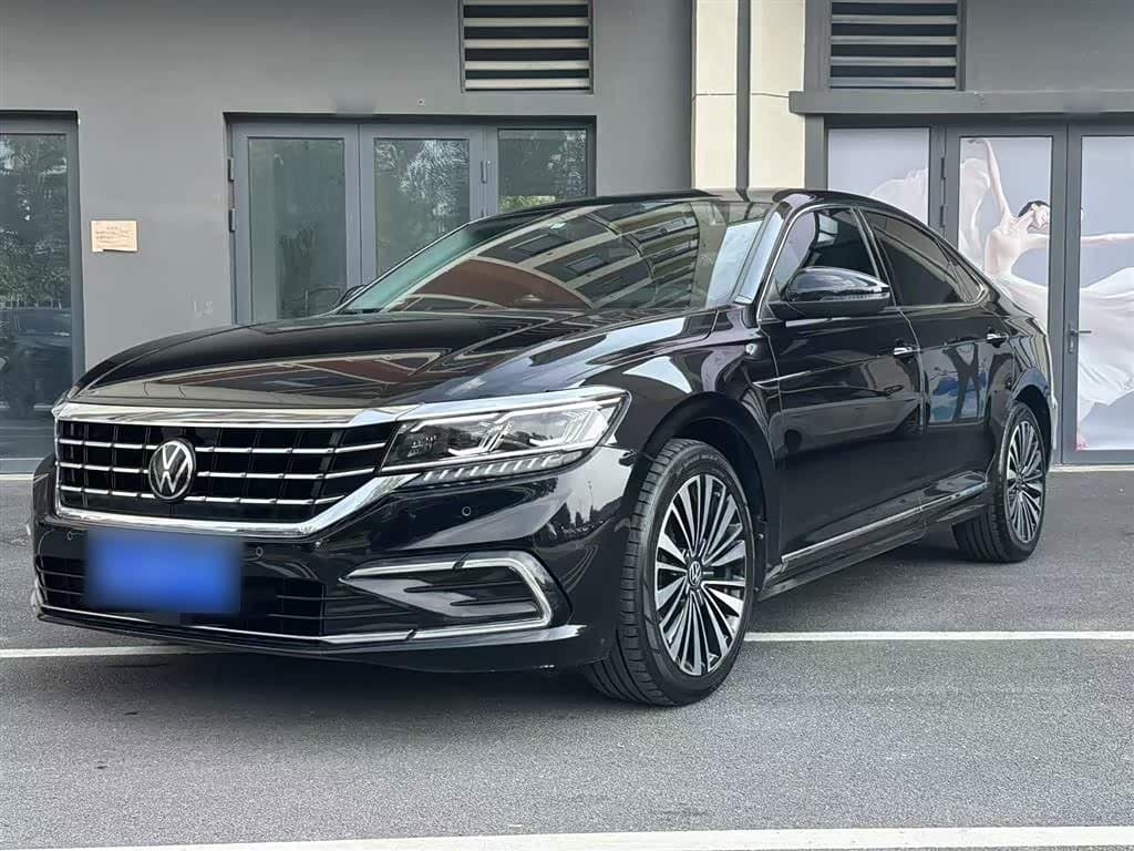 2020 Volkswagen Passat Black, 33,200 km, China export – photo 2