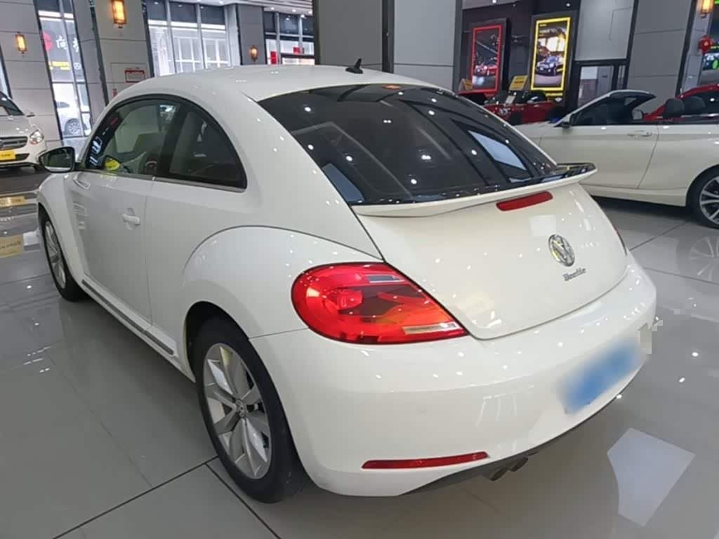 2014 Volkswagen Beetle White, 87,400 km, China export – photo 5