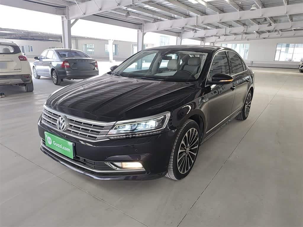 2016 Volkswagen Passat Red, 129,800 km, China export – photo 2