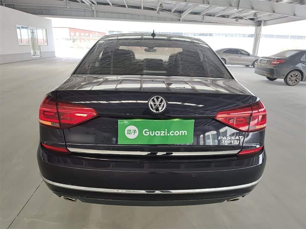 2016 Volkswagen Passat Red, 129,800 km, China export – photo 4