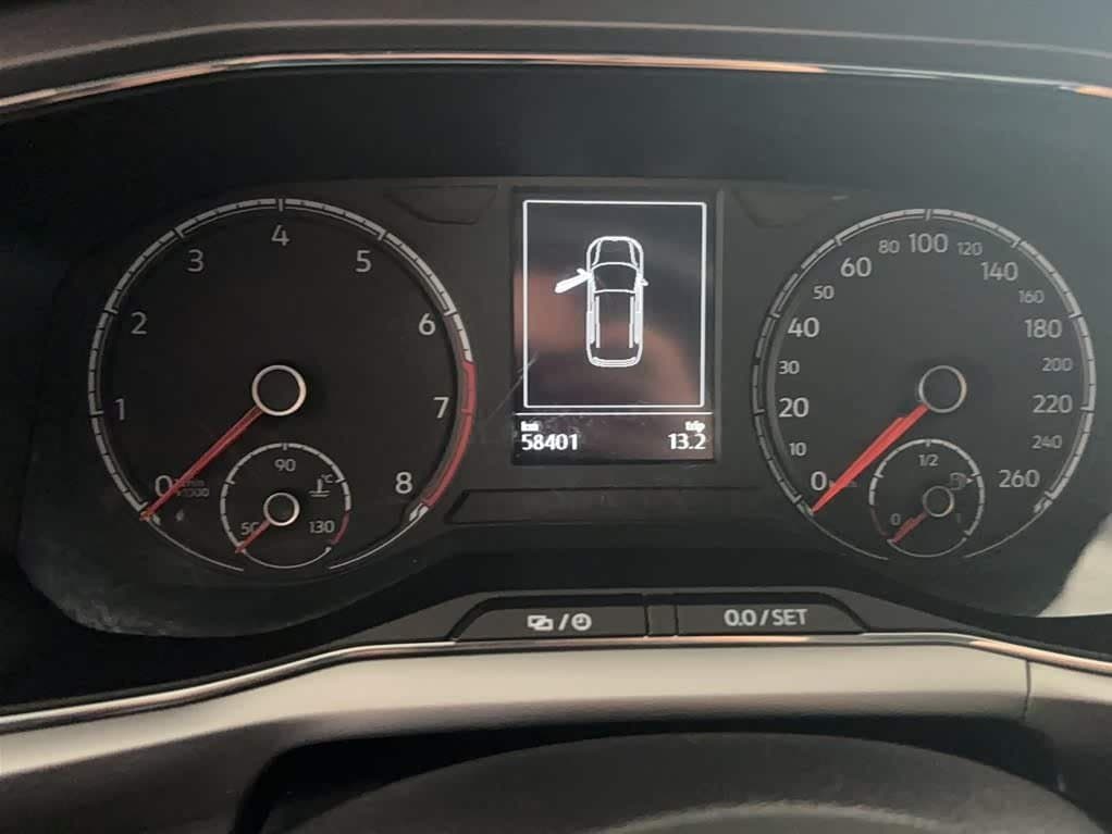 2020 Volkswagen T-Cross White, 58,400 km, China export – photo 6