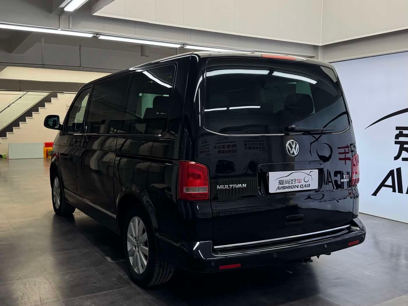 2011 Volkswagen Multivan Black, 130,000 km, China export – photo 5