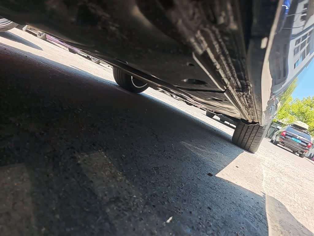2025 Volkswagen Teramont Black, 1,100 km, China export – photo 4