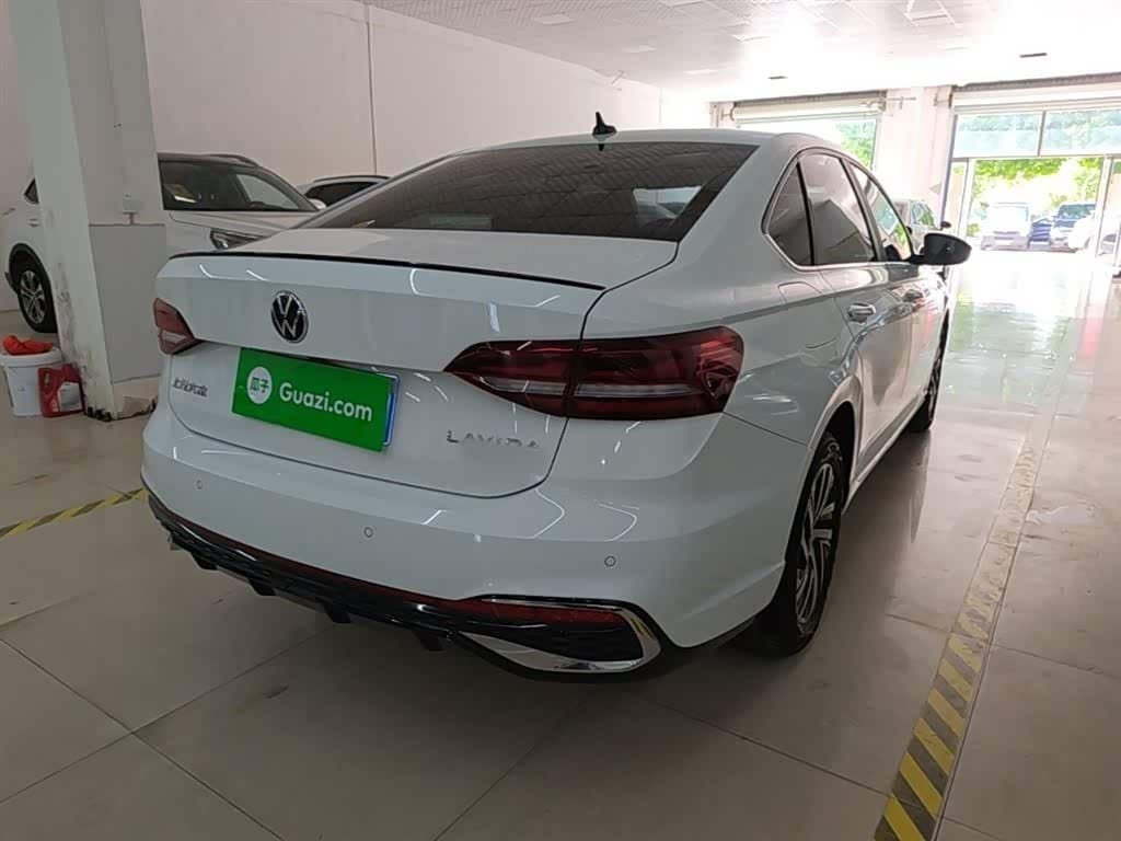 2022 Volkswagen Lavida White, 42,800 km, China export – photo 7