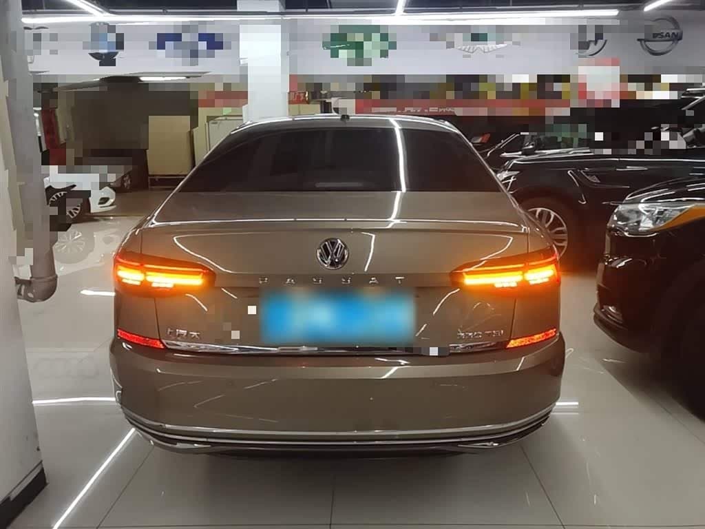 2018 Volkswagen Passat Champagne, 56,600 km, China export – photo 6