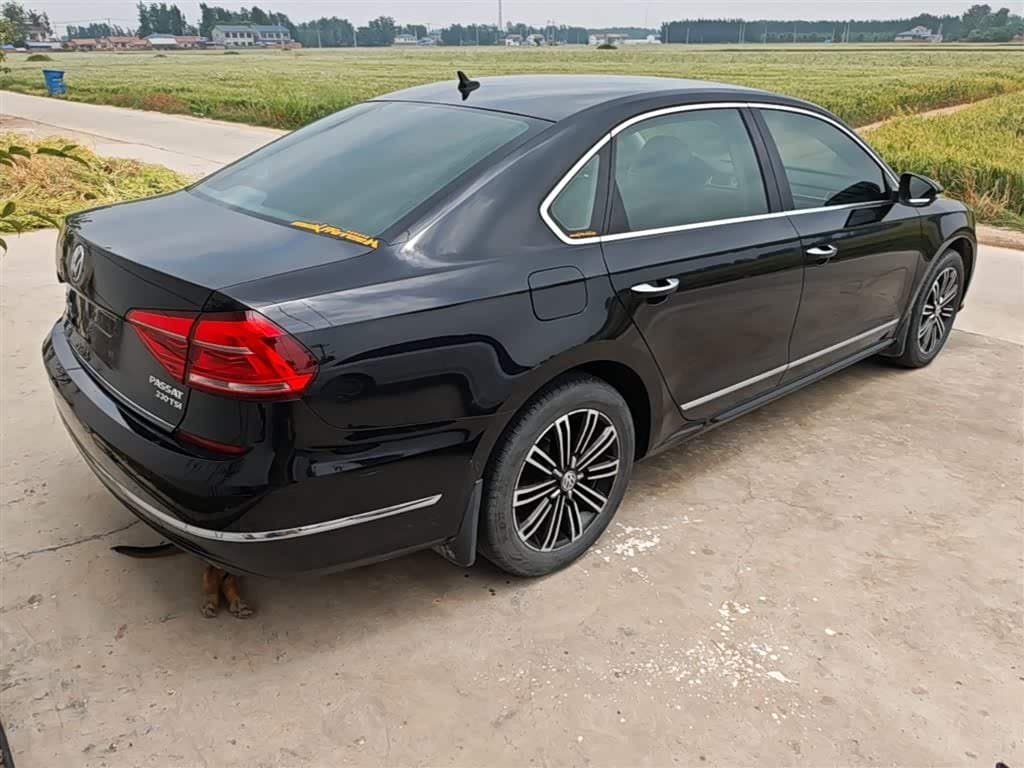 2017 Volkswagen Passat Black, 68,400 km, China export – photo 7