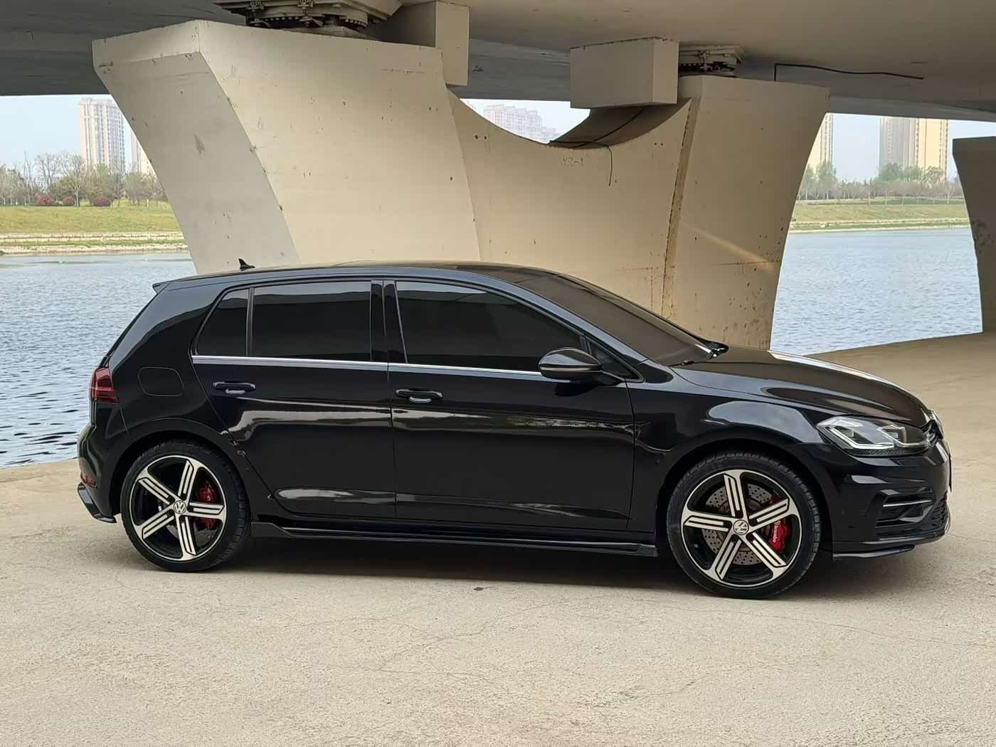 2020 Volkswagen Golf Black, 88,000 km, China export – photo 3