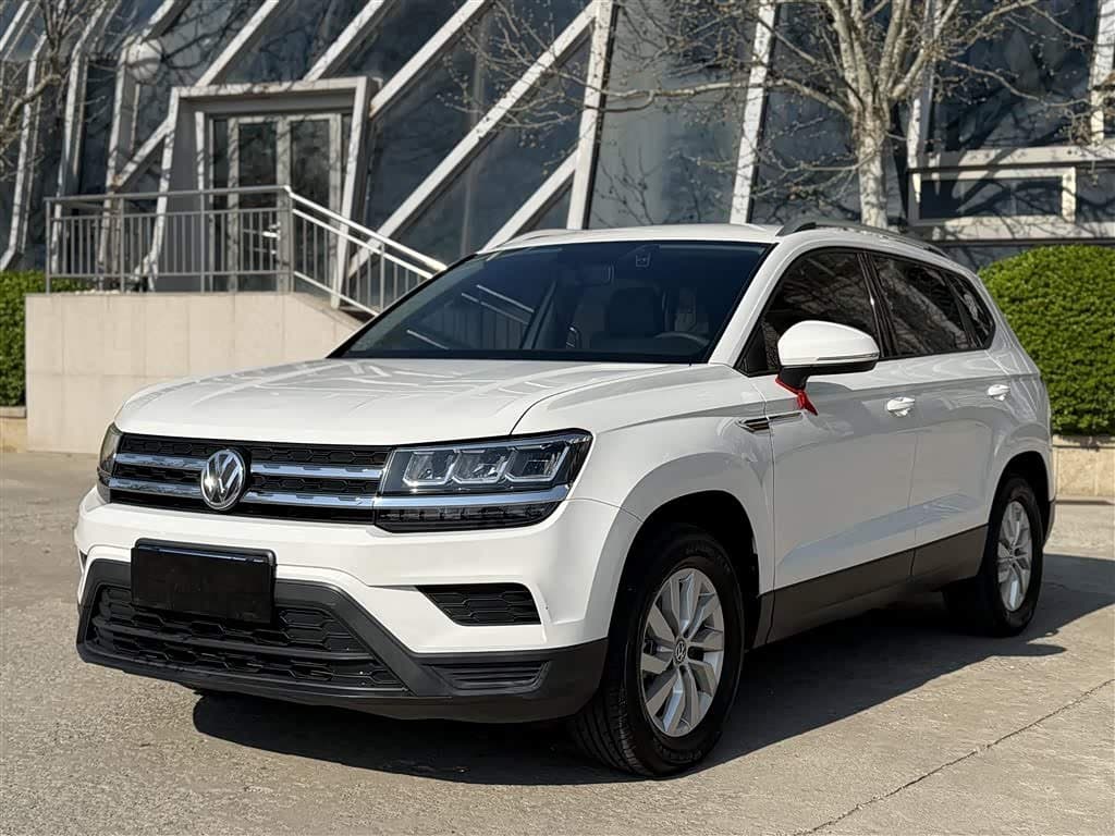 2019 Volkswagen Tharu White, 62,600 km, China export – photo 1
