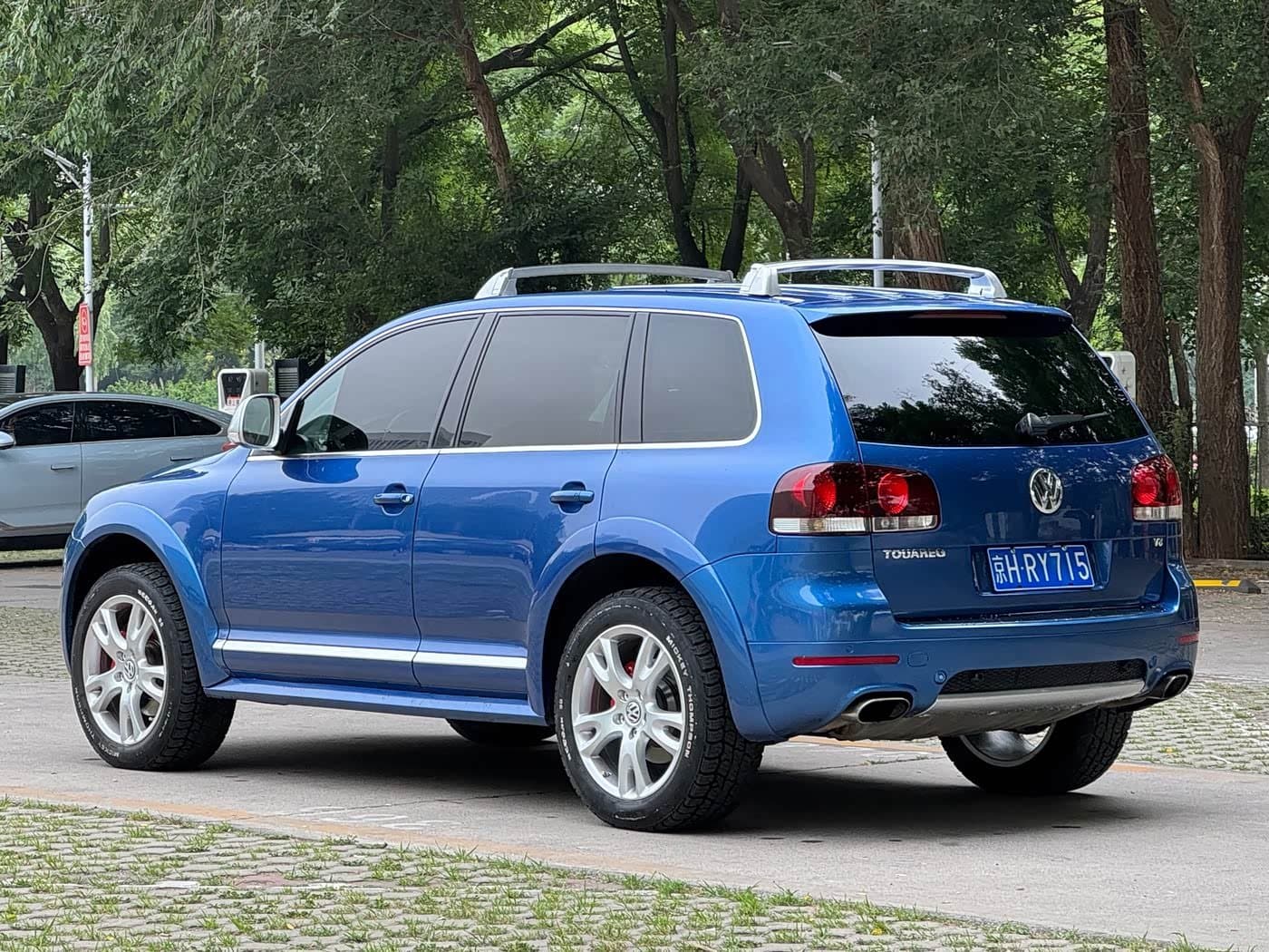 2010 Volkswagen Touareg Blue, 206,000 km, China export – photo 4