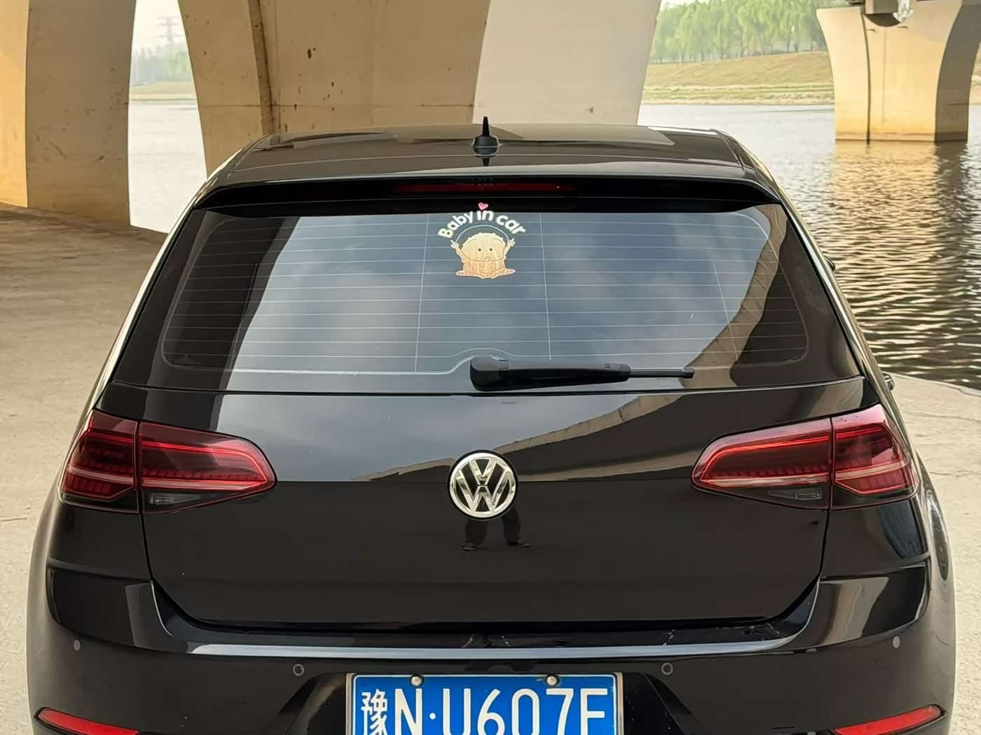 2020 Volkswagen Golf Black, 88,000 km, China export – photo 2