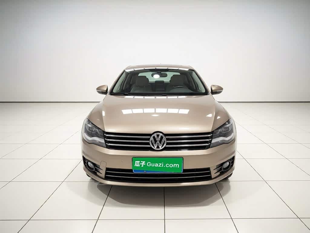 2014 Volkswagen Bora Yellow, 93,100 km, China export – photo 3