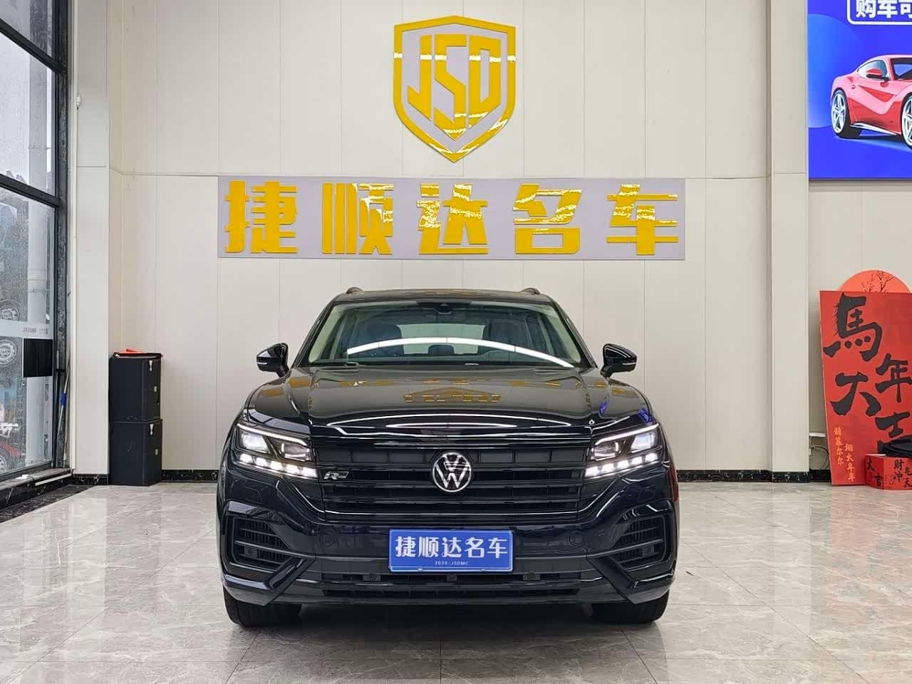 2021 Volkswagen Touareg Blue, 65,000 km, China export – photo 2