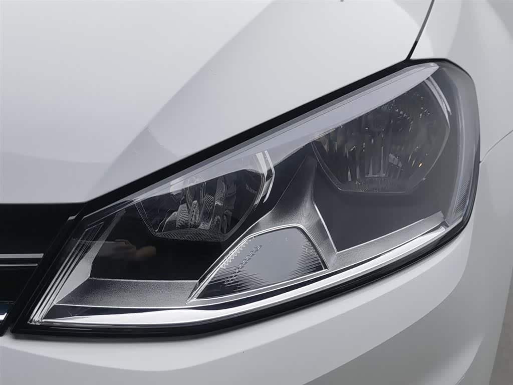 2014 Volkswagen Golf White, 71,900 km, China export – photo 7