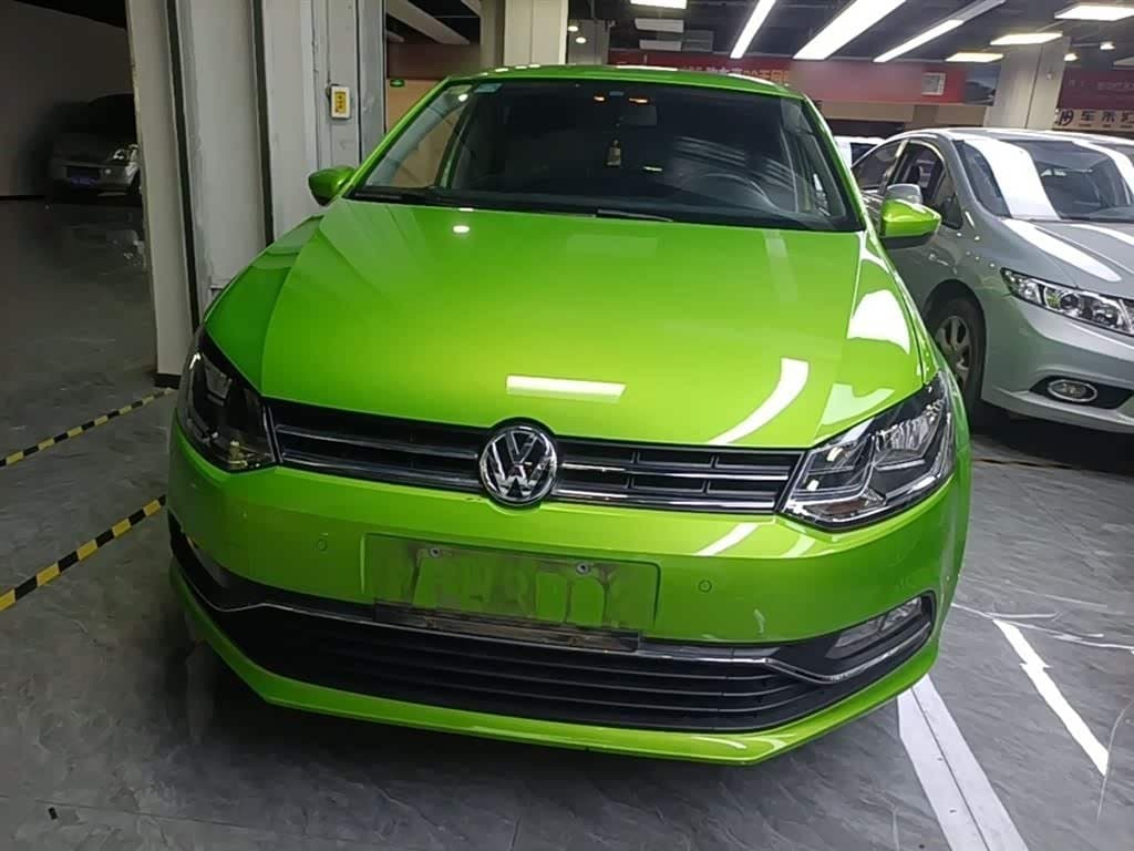 2014 Volkswagen Polo Green, 41,700 km, China export – photo 3