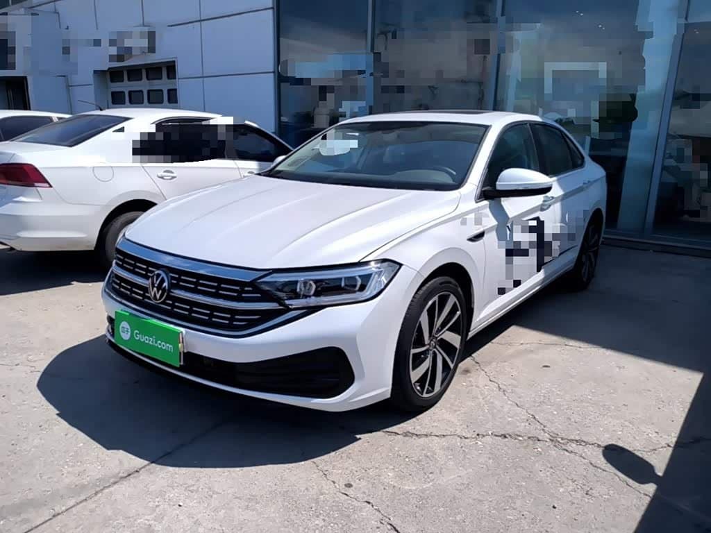 2024 Volkswagen Sagitar White, 1,900 km, China export – photo 1