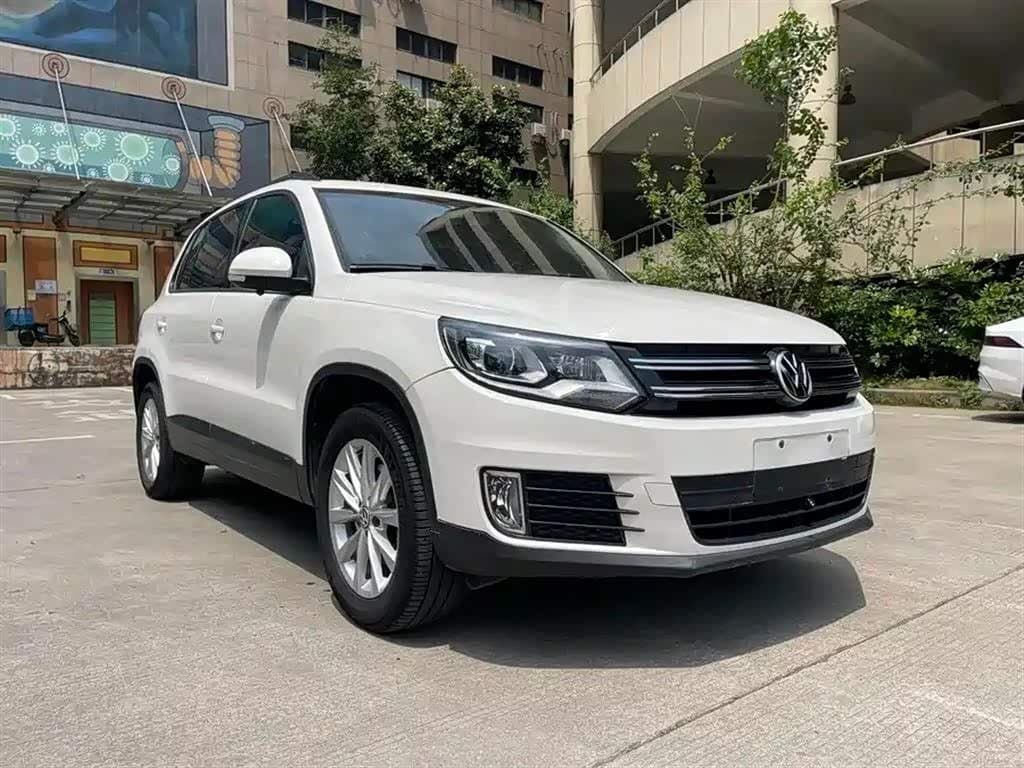 2016 Volkswagen Tiguan White, 80,000 km, China export – photo 2