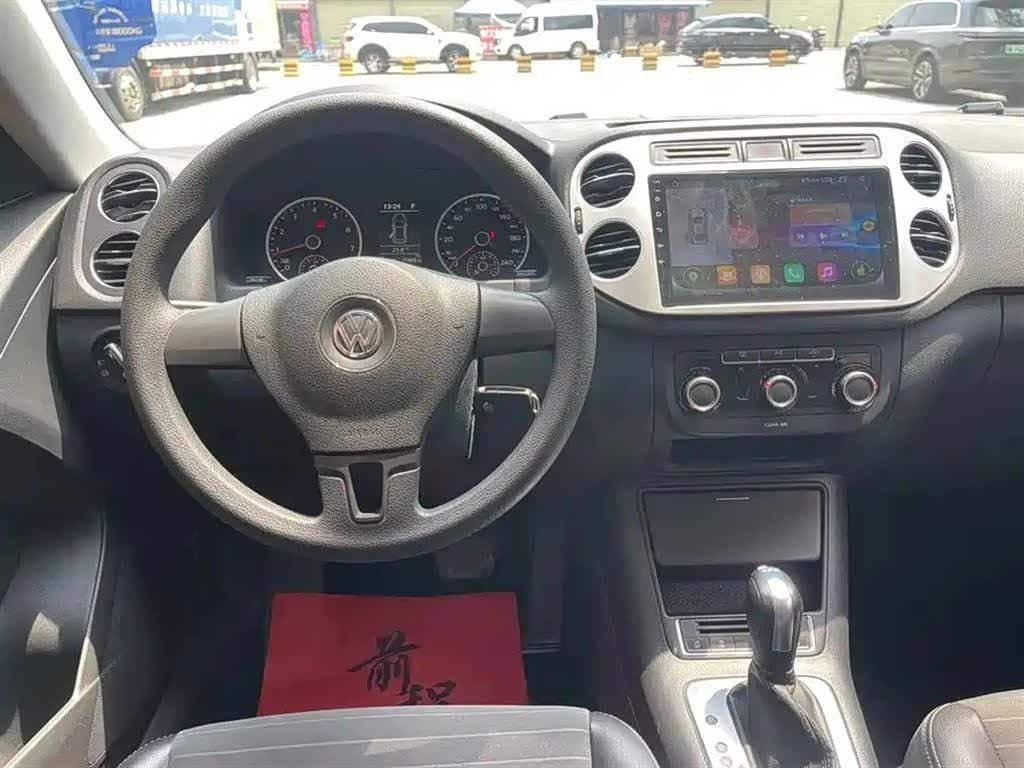 2016 Volkswagen Tiguan White, 80,000 km, China export – photo 3