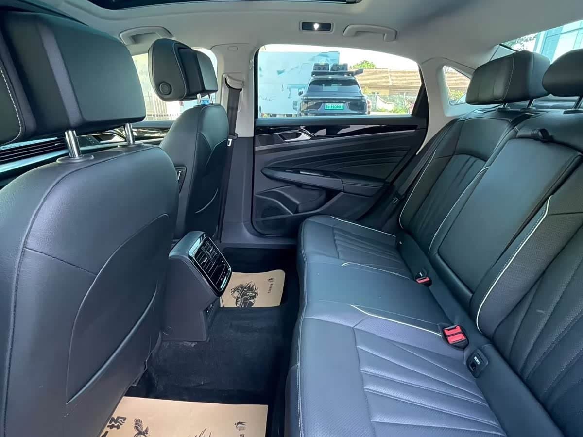 2024 Volkswagen Passat Black, 20,000 km, China export – photo 7