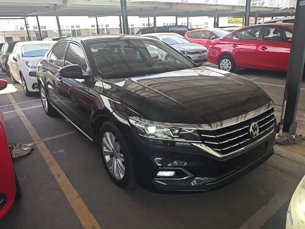 2018 Volkswagen Passat Black, 74,800 km, China export – photo 4