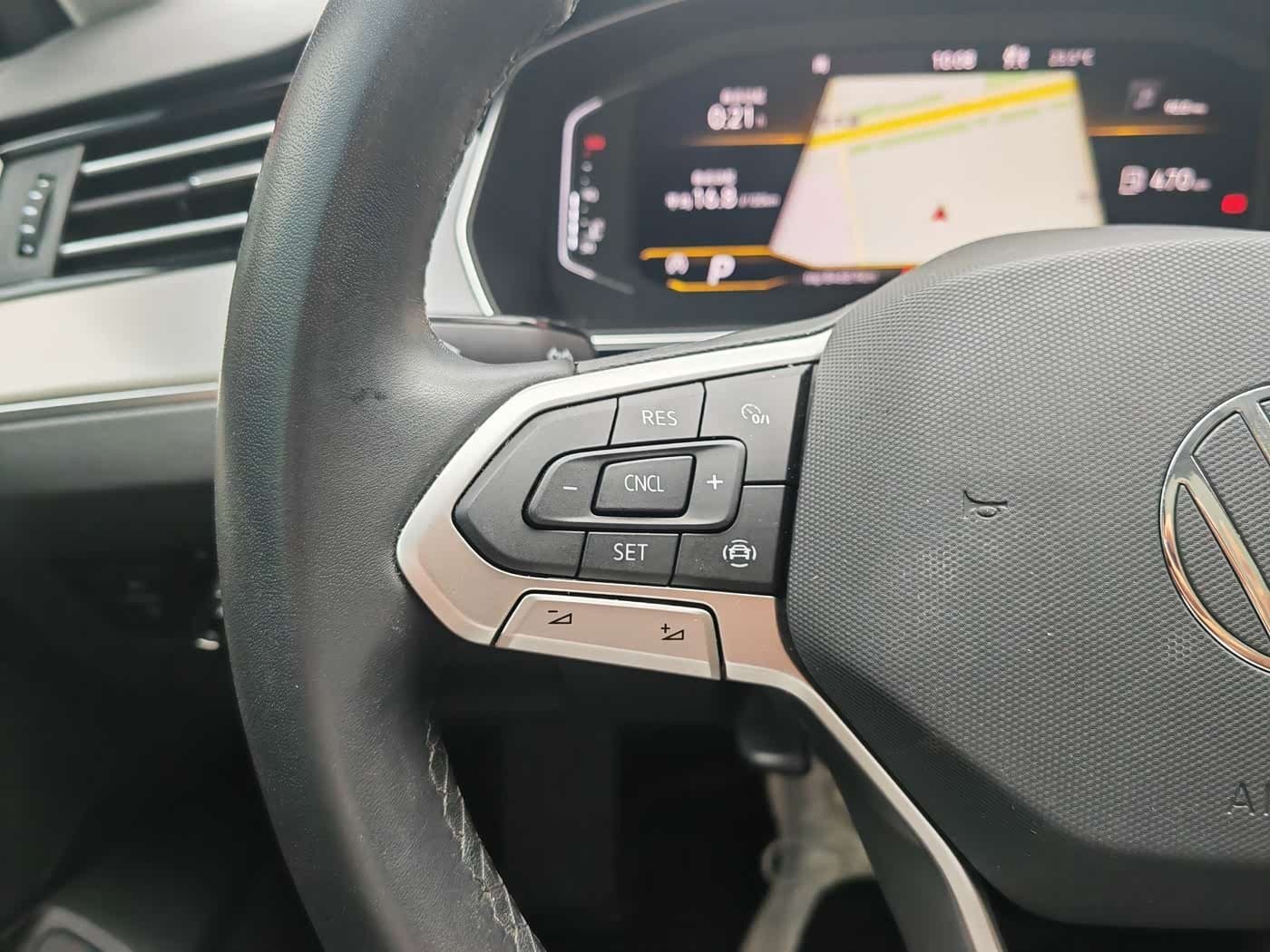 2021 Volkswagen Weilan 银灰色, 18,000 km, China export – photo 7