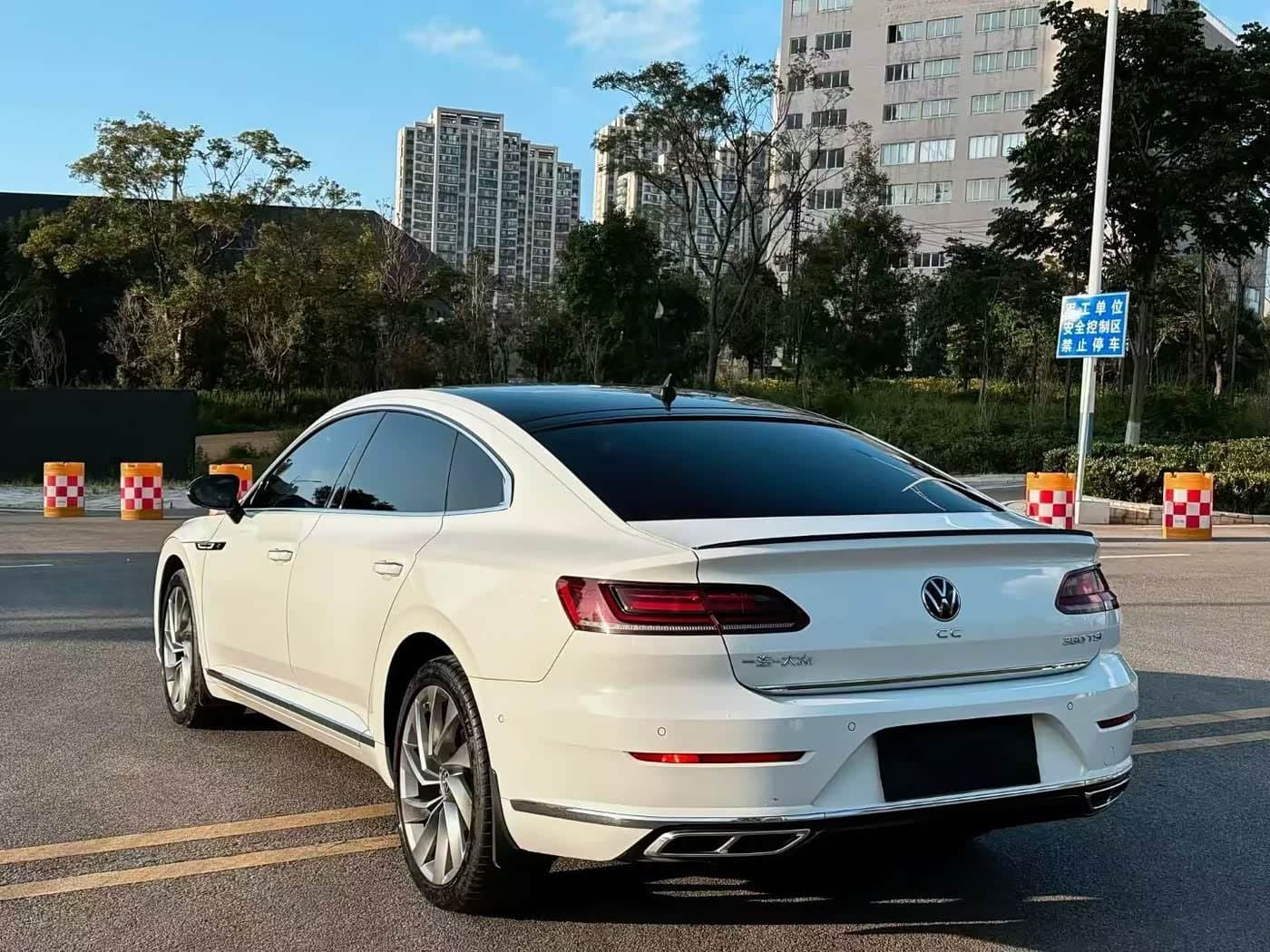2024 Volkswagen FAW-Volkswagen CC White, 28,000 km, China export – photo 4