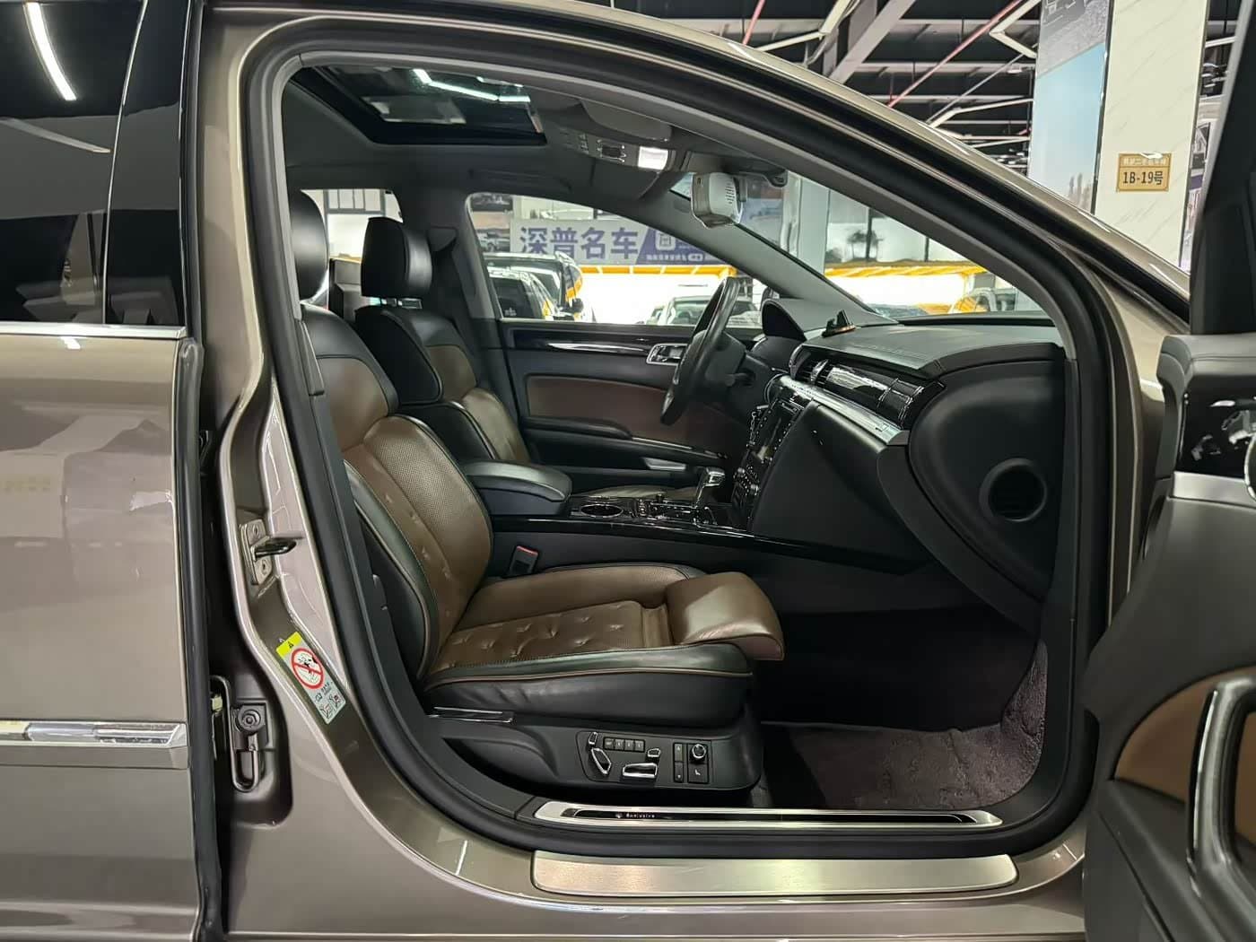 2015 Volkswagen Phaeton Champagne, 130,000 km, China export – photo 6