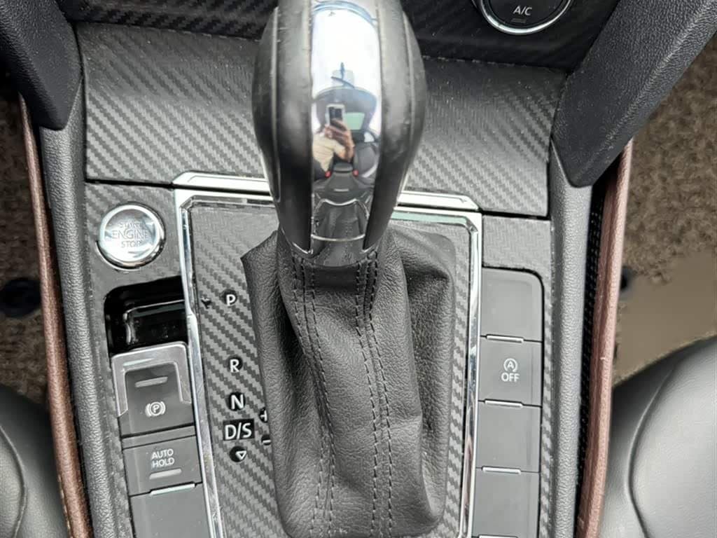 2018 Volkswagen Lamando White, 43,300 km, China export – photo 6