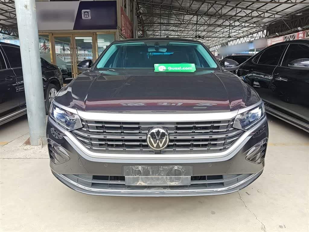 2023 Volkswagen Passat Black, 53,400 km, China export – photo 3