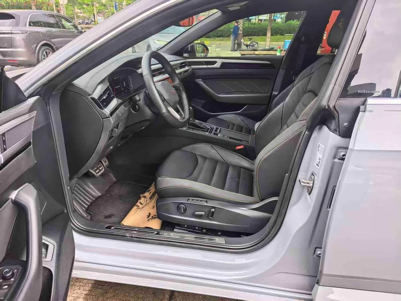 2022 Volkswagen FAW-Volkswagen CC 银灰色, 24,000 km, China export – photo 4
