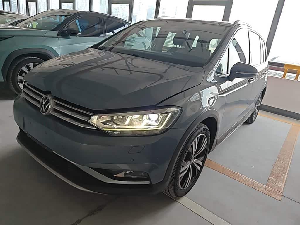 2020 Volkswagen Touran Blue, 174,600 km, China export – photo 1